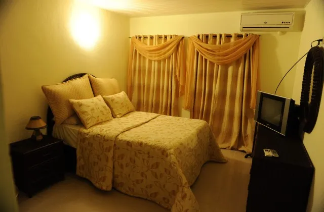 Hotel Taino Frontera Jimani habitacion